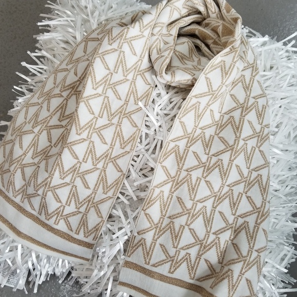 MICHAEL KORS LOGO SCARF WITH METALLIC - Picture 2 of 4